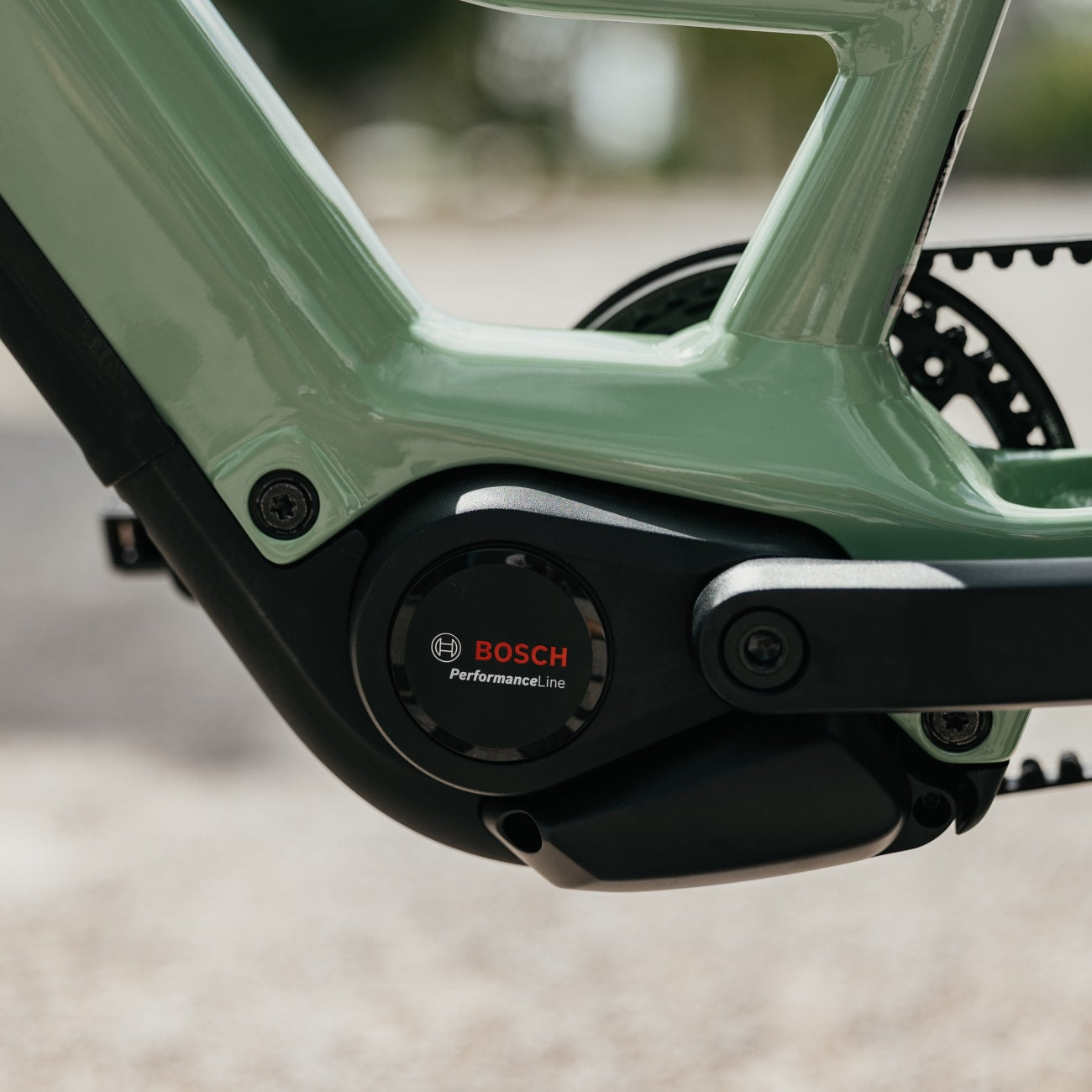 Electric City Bike 400W – Step-Through Frame